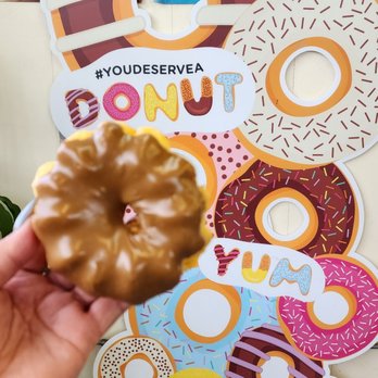 Henry's Donuts - Maple Cruller - Coffee & Tea Near Me - Everett, Washington