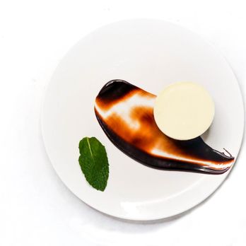 Wings & Things - a white plate with a dessert on it - Food Delivery Services Near Me - Arlington, Virginia Wings & Things - a white plate with a dessert on it - Food Delivery Services Near Me - Arlington, Virginia