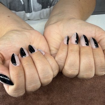 Bluerock Nails & Spa - Came into get a fill and TY (pink hair) did a phenomenal job - Nail Salons Near Me - Antioch, California Bluerock Nails & Spa - Came into get a fill and TY (pink hair) did a phenomenal job - Nail Salons Near Me - Antioch, California