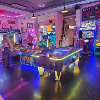Corvette Diner - Arcade area - Diners Near Me - San Diego, California Corvette Diner - Arcade area - Diners Near Me - San Diego, California