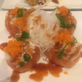 Sake 2 Me Sushi - SALMON LOVER ROLL! DELICIOUS - Sushi Bars Near Me - Simi Valley, California