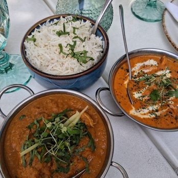 Chakra - Highway chicken, butter chicken, and rice. - Indian Near Me - London, XGL Chakra - Highway chicken, butter chicken, and rice. - Indian Near Me - London, XGL