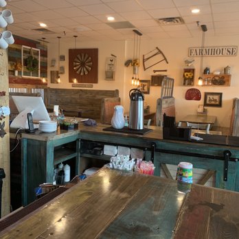 Tipsy Chicken Kitchen & Cocktails - Cocktail Bars Near Me - Elk River, Minnesota Tipsy Chicken Kitchen & Cocktails - Cocktail Bars Near Me - Elk River, Minnesota