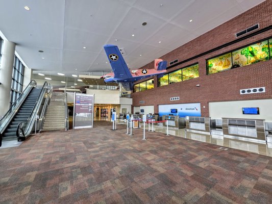 Kalamazoo/Battle Creek International Airport by null