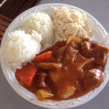 Sandy's Drive In - Beef Stew plate lunch special - Hawaiian Near Me - Kealakekua, Hawaii