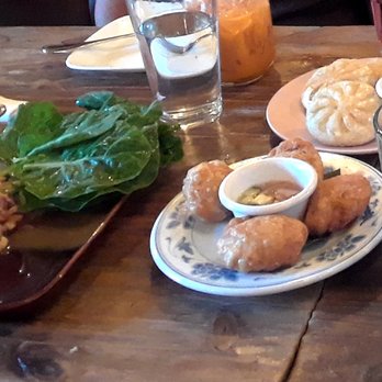 Saranrom Thai - Thai Near Me - Elmhurst, New York