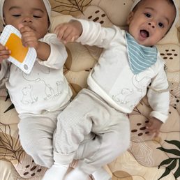 Twins :) Twins :)