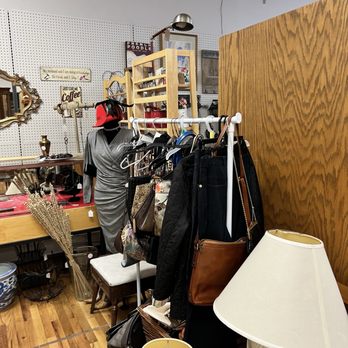 The Flipping Peddler - Antiques Near Me - Florence, Colorado