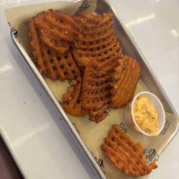 Cowy Burger - Sweet potato waffle fries - Burgers Near Me - Miami, Florida Cowy Burger - Sweet potato waffle fries - Burgers Near Me - Miami, Florida