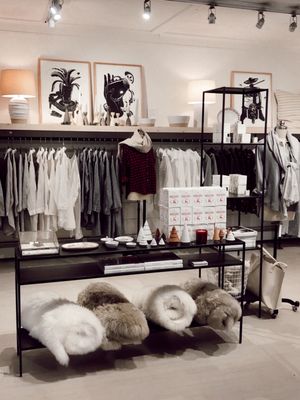 Farmhouse Pottery by null