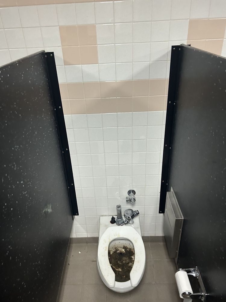 APACHE JUNCTION UNIFIED SCHOOL DISTRICT 2525 S Ironwood Dr, Apache