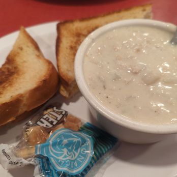 Friendly's - Clam chowder with cheese sandwich - Ice Cream & Frozen Yogurt Near Me - Melbourne, Florida Friendly's - Clam chowder with cheese sandwich - Ice Cream & Frozen Yogurt Near Me - Melbourne, Florida