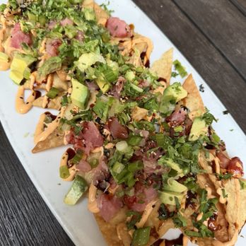 The Rockefeller - Redondo Beach - Ahi Wonton Nachos - Gastropubs Near Me - Redondo Beach, California