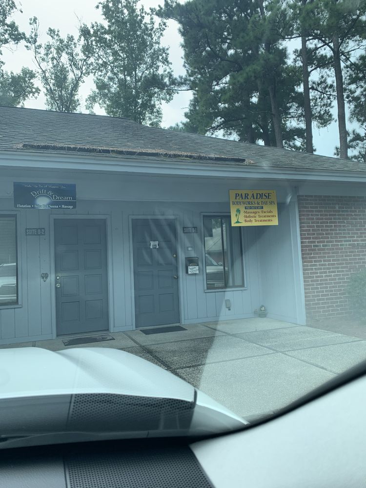 PARADISE BODYWORKS & DAY SPA Updated October 2024 28 Photos & 29