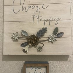 Awesome bathroom art