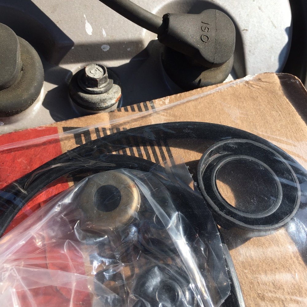 Woody's Auto Care - Valve gasket kit next to valve gasket that was supposedly replaced. Charged twice the amount for the kit. - Auto Repair Near Me - Imperial Beach, California Woody's Auto Care - Valve gasket kit next to valve gasket that was supposedly replaced. Charged twice the amount for the kit. - Auto Repair Near Me - Imperial Beach, California