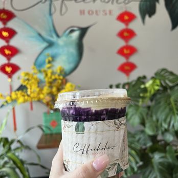 Coffeeholic House - Coffee & Tea Near Me - Seattle, Washington