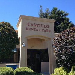 Castillo Dental Care - Front of Building