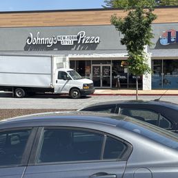 Johnny's Pizza Austell home of poor customer service Johnny's Pizza Austell home of poor customer service