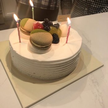Tous Les Jours - Green tea cream cake - Coffee & Tea Near Me - Chicago, Illinois Tous Les Jours - Green tea cream cake - Coffee & Tea Near Me - Chicago, Illinois