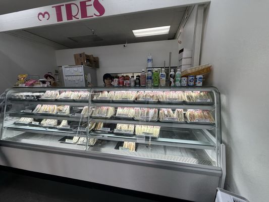 TRES Sandwich by null