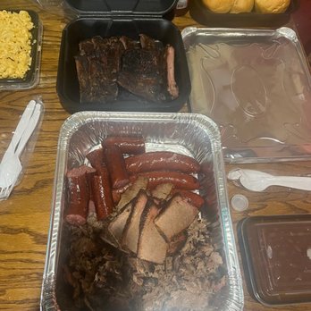 JL Smokehouse - Yes the meaaaaaats - appreciate all the hard work that goes into creating this meal! - Barbeque Near Me - Phoenix, Arizona JL Smokehouse - Yes the meaaaaaats - appreciate all the hard work that goes into creating this meal! - Barbeque Near Me - Phoenix, Arizona