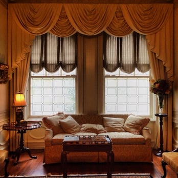PhillySmiles - The waiting room. - Cosmetic Dentists Near Me - Philadelphia, Pennsylvania