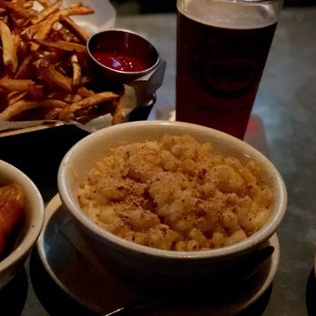 Local 44 - Happy hour mac 'n cheese - Bars Near Me - Philadelphia, Pennsylvania Local 44 - Happy hour mac 'n cheese - Bars Near Me - Philadelphia, Pennsylvania