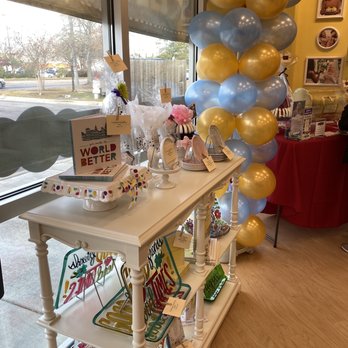 Nothing Bundt Cakes - Merch - Bakeries Near Me - Mobile, Alabama