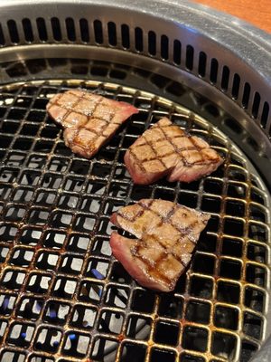 Yoroniku Ebisu by null