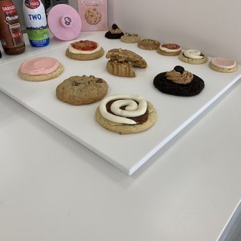 Crumbl - Mountain View - Weekly cookie display - Bakeries Near Me - Mountain View, California