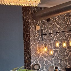 Tonic Hair Salon - Tonic Salon Vibe!