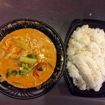 Mr Roboto Tokyo Grill - Thai Red Curry served w/ white rice - Asian Fusion Near Me - Tallahassee, Florida