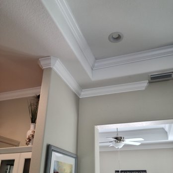 Lonestar Homes - Crown Molding - General Contractors Near Me Lonestar Homes - Crown Molding - General Contractors Near Me