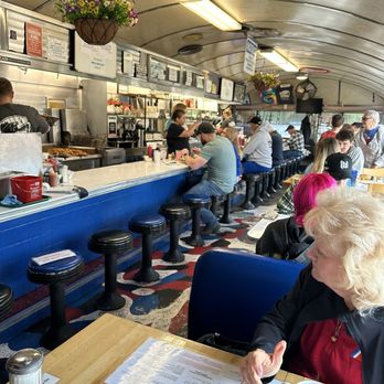 Norm's Diner - Diners Near Me - Groton, Connecticut