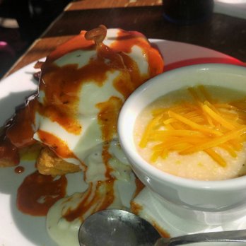 Cedar Creek - Bird and biscuit - Bars Near Me - Houston, Texas