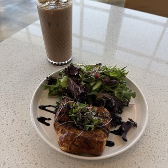 Zocalo Coffee - Borgia , mushroom galette - Coffee & Tea Near Me - San Francisco, California Zocalo Coffee - Borgia , mushroom galette - Coffee & Tea Near Me - San Francisco, California