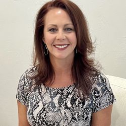 Gator Family Chiropractic - Dr. Deborah Hudson