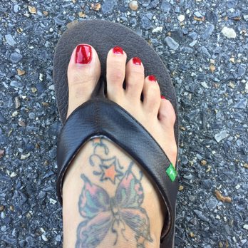 Vela Nails & Spa - Pedi....color close to the SNS color - Nail Salons Near Me - Baton Rouge, Louisiana