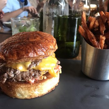 Le Chick - Royale with Cheese - Cocktail Bars Near Me - Miami, Florida