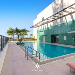 Stay Sol - Pool