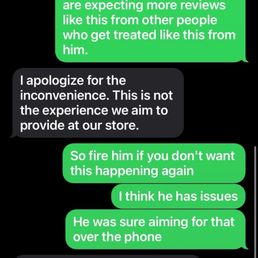 The messages with the worker who treated me badly. The messages with the worker who treated me badly.