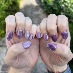 Juno NailBar - Purple Cats Eye polish