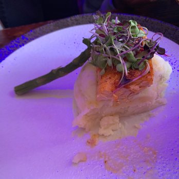 Bonao Restaurant - Salmon w/ 1 asparagus, it looked as through someone cut some of the dish  portion. My mom thought someone ate some of her food. - Spanish Near Me - Brooklyn, New York