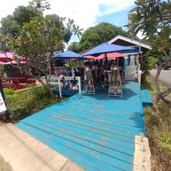 Paradise Souvenir and Gift Shop - Located on the Haleiwa North Shore of Oahu.