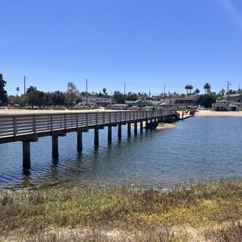 Colorado Lagoon - Swimming Pools Near Me - Long Beach, California