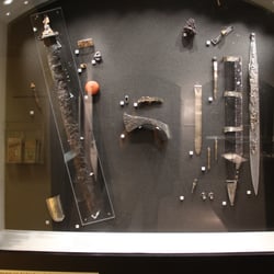 Archäologisches Museum Colombischlößle - Grabbeigaben aus einem alemannischen Männergrab