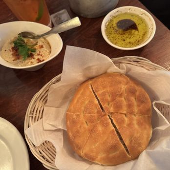 Mezé Restaurant - Pide Bread - Turkish Near Me - Washington, DC, District of Columbia