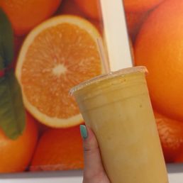 Orange Smoothie (16oz) Orange Smoothie (16oz)