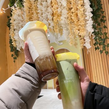Junbi - Cold Lychee Oolong Tea w/ Milk** - Coffee & Tea Near Me - Princeton, New Jersey Junbi - Cold Lychee Oolong Tea w/ Milk** - Coffee & Tea Near Me - Princeton, New Jersey